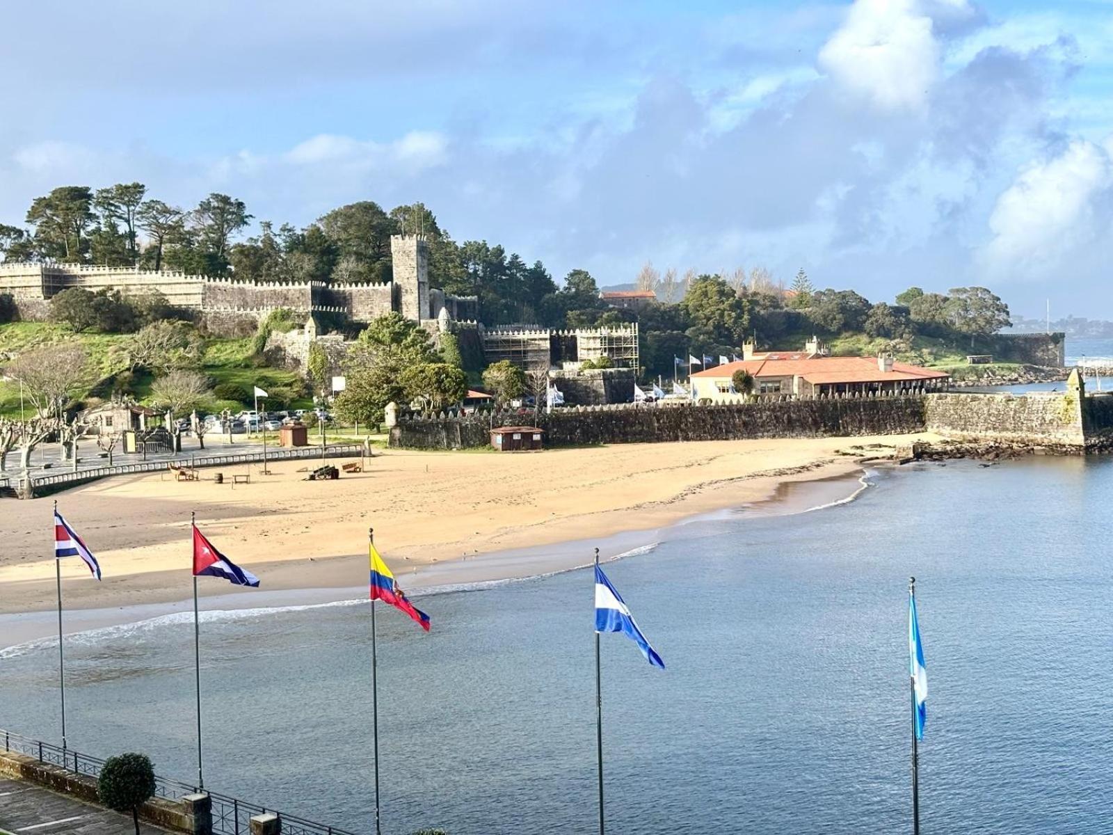 Apartmán Holibai, Lembrare, Atico A Unos Pasitos De La Playa, Baiona Exteriér fotografie
