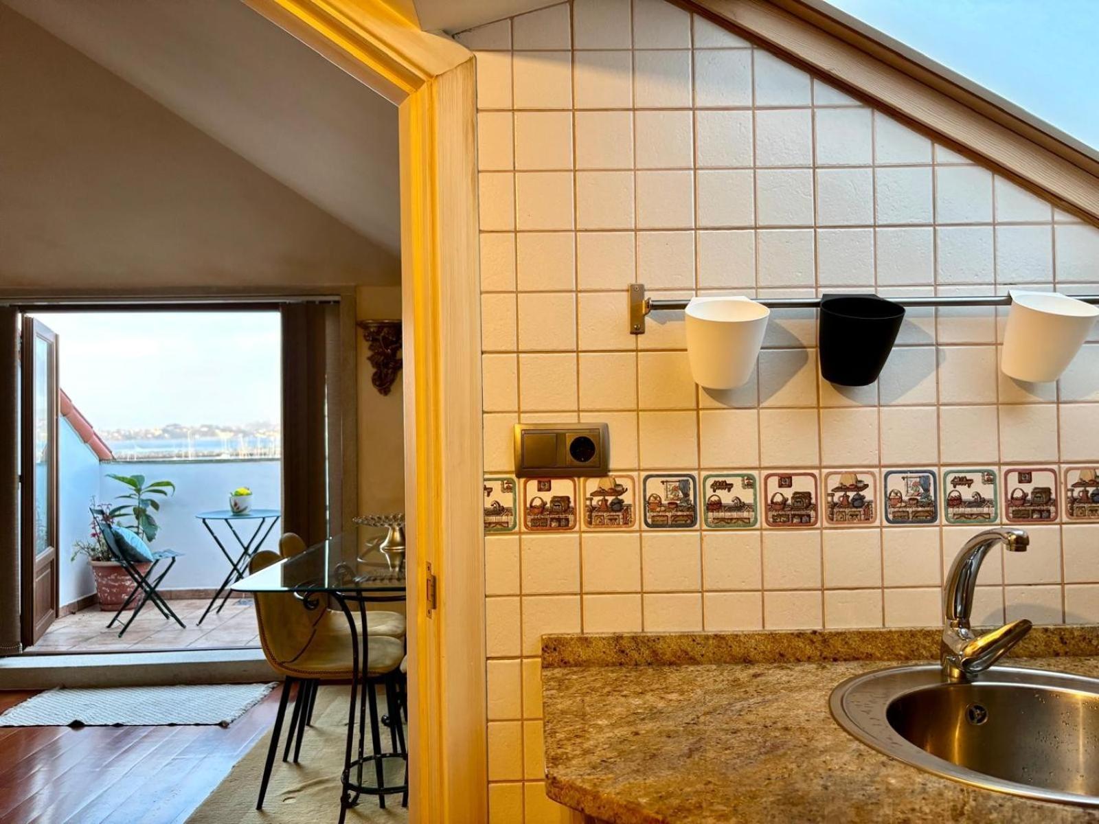Apartmán Holibai, Lembrare, Atico A Unos Pasitos De La Playa, Baiona Exteriér fotografie